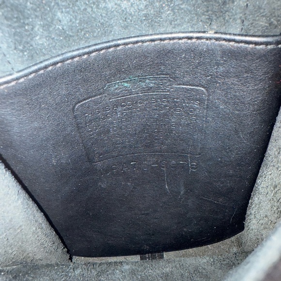 Coach Black Leather Interior - Picture 6 of 6